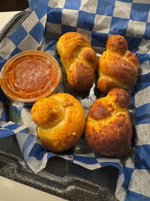 D'z Knots.